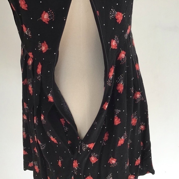 Free People Teagan Black Long Sleeve Y2K Dress with Red Flowers Size 2 overs… - Picture 8 of 13